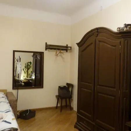 1-bedroom With Character, Old Town *